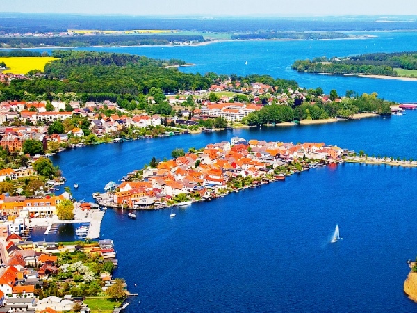 Malchow Luftbild Erddamm Inselstadt