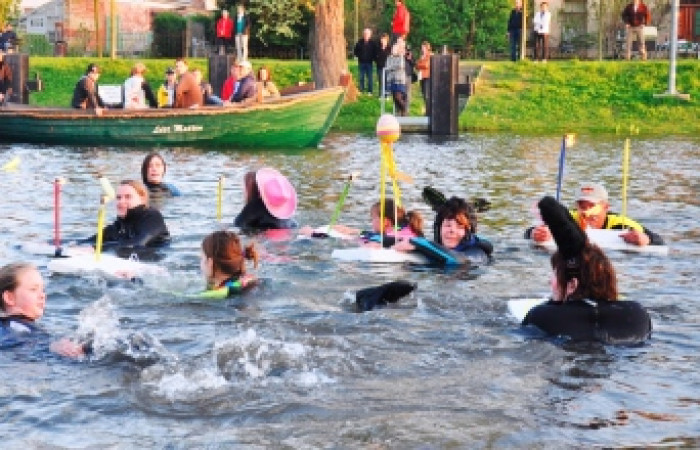 Fackelschwimmen in der Elde